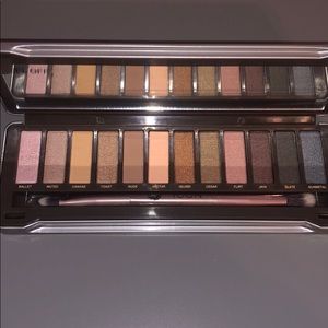 Icon by Absolute New York Eyeshadow Palette